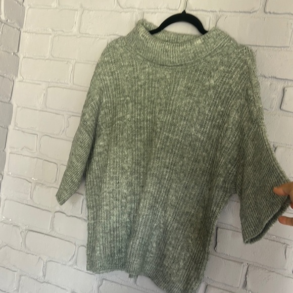 NWOT Democracy Green Cowl & Turtleneck Sweaters size S - Picture 2 of 5